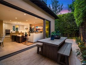 166 Villa Ridge, Irvine CA 92602
