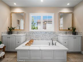 166 Villa Ridge, Irvine CA 92602