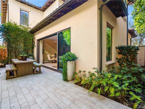 166 Villa Ridge, Irvine CA 92602