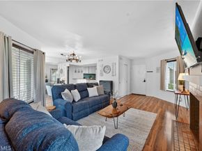 69 Brownfield, Pomona CA 91766