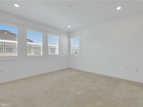 426 Lobata, Irvine CA 92618