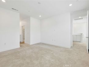 426 Lobata, Irvine CA 92618