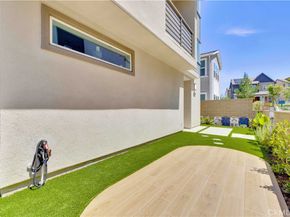 426 Lobata, Irvine CA 92618