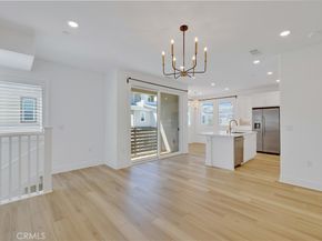 426 Lobata, Irvine CA 92618