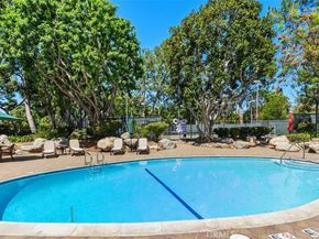 204 Pineview, Irvine CA 92620