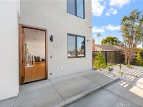 853 Oak, Costa Mesa CA 92627
