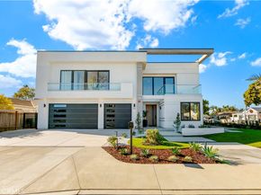 853 Oak, Costa Mesa CA 92627