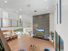 853 Oak, Costa Mesa CA 92627