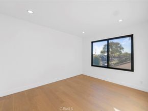 853 Oak, Costa Mesa CA 92627