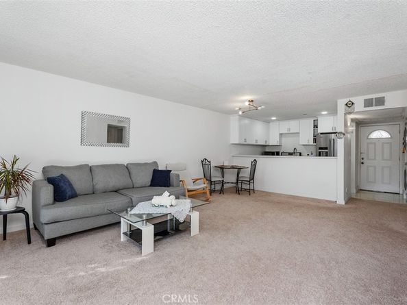 324 Tangelo 325, Irvine CA 92618