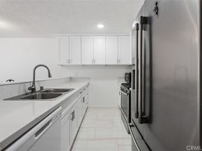 324 Tangelo 325, Irvine CA 92618