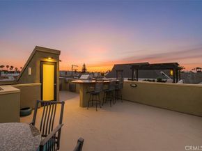 5580 E Saint Irmo Walk, Long Beach CA 90803
