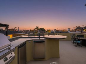 5580 E Saint Irmo Walk, Long Beach CA 90803