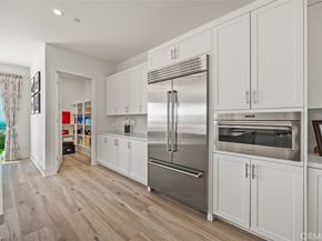 135 Oakstone, Irvine CA 92618