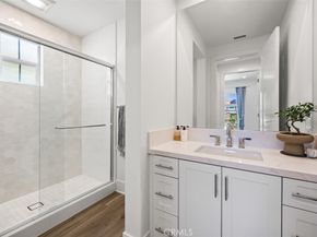 135 Oakstone, Irvine CA 92618