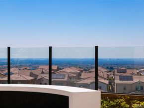 135 Oakstone, Irvine CA 92618