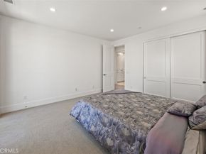 135 Oakstone, Irvine CA 92618