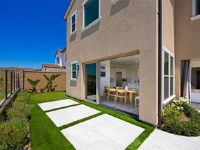 135 Oakstone, Irvine CA 92618