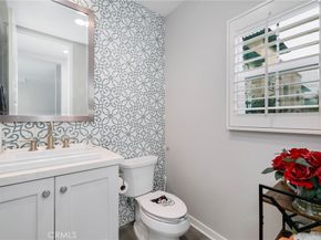 5 Hideaway, Mission Viejo CA 92692