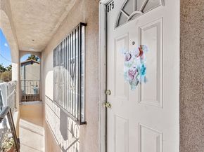 879 E 40th Place, Los Angeles CA 90011