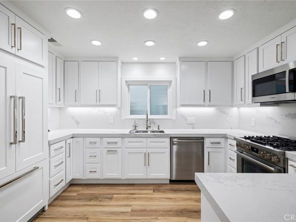 222 Ruby Avenue, Newport Beach CA 92662