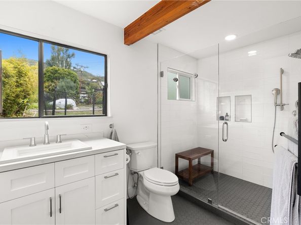 645 Griffith Way, Laguna Beach CA 92651