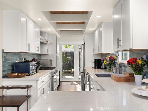 327 62nd Street, Newport Beach CA 92663