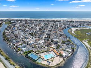 327 62nd Street, Newport Beach CA 92663