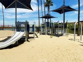 327 62nd Street, Newport Beach CA 92663