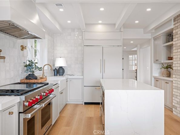 1927 Bayside Drive, Corona Del Mar CA 92625
