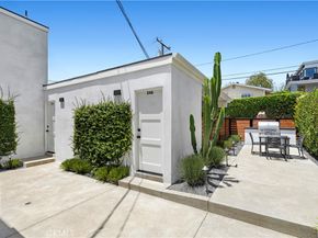 246 Fairview Street, Laguna Beach CA 92651
