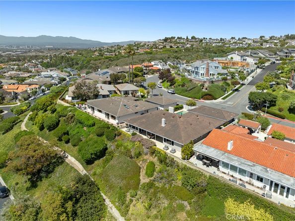 31 Carmel Bay Drive, Corona Del Mar CA 92625