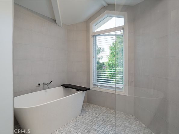 212 Kings Place, Newport Beach CA 92663