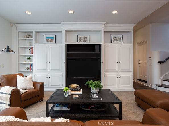 212 Kings Place, Newport Beach CA 92663