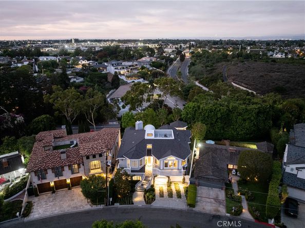 212 Kings Place, Newport Beach CA 92663