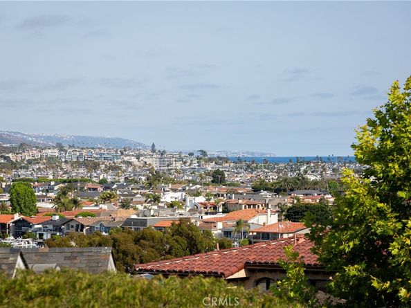 212 Kings Place, Newport Beach CA 92663