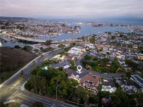 212 Kings Place, Newport Beach CA 92663