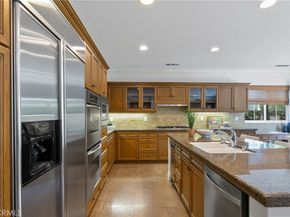 11 Flora Springs, Irvine CA 92602