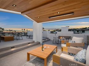 20 Balboa Coves, Newport Beach CA 92663
