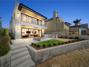 20 Balboa Coves, Newport Beach CA 92663