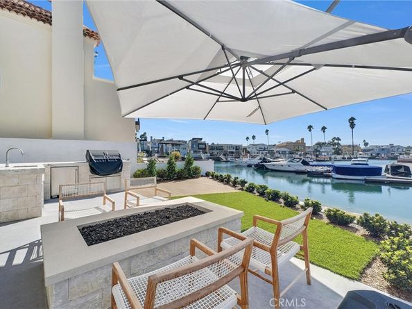 20 Balboa Coves, Newport Beach CA 92663
