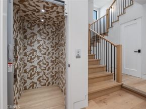 20 Balboa Coves, Newport Beach CA 92663