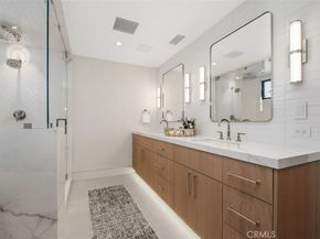 20 Balboa Coves, Newport Beach CA 92663