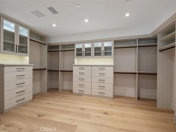 20 Balboa Coves, Newport Beach CA 92663