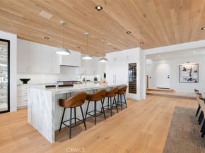 20 Balboa Coves, Newport Beach CA 92663