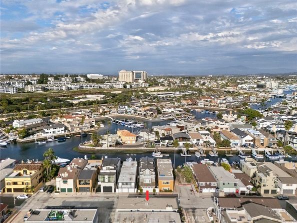 213 41st, Newport Beach CA 92663