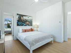 408 Bonair Street, La Jolla CA 92037