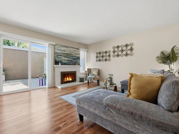 17 Cheyenne 64, Irvine CA 92604