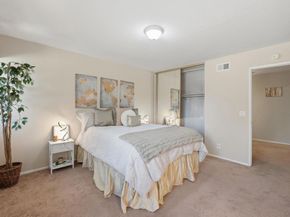 17 Cheyenne 64, Irvine CA 92604