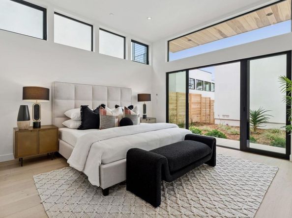 2052 Montgomery Avenue, Cardiff By The Sea CA 92007